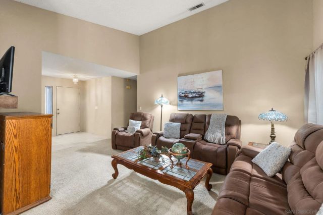 4917 Glenhaven Dr., Oceanside, CA 92056