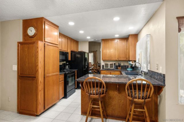 4917 Glenhaven Dr., Oceanside, CA 92056
