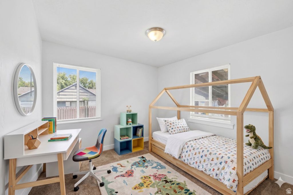 Image 11 of property listing at 7879 S OAK ST, Midvale, UT 84047