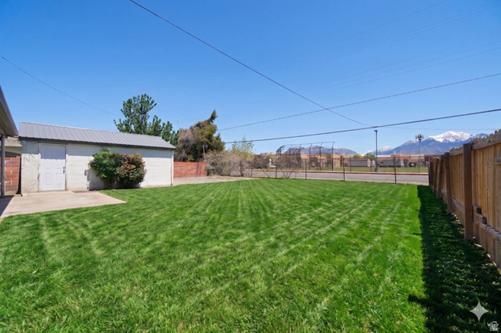 Image 24 of property listing at 7879 S OAK ST, Midvale, UT 84047