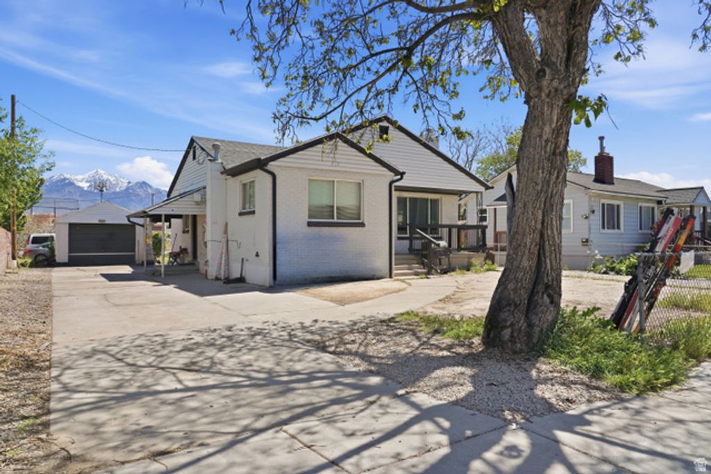 Image 30 of property listing at 7879 S OAK ST, Midvale, UT 84047