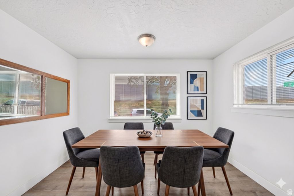 Image 9 of property listing at 7879 S OAK ST, Midvale, UT 84047