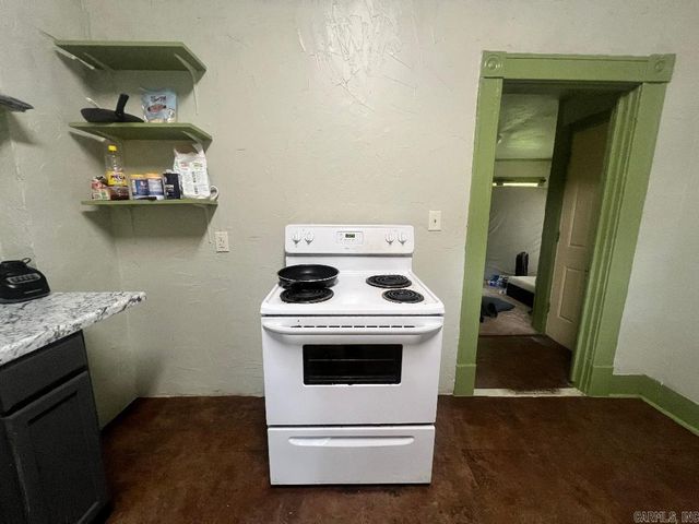 209 Oakcliff St, Hot Springs, AR 71901