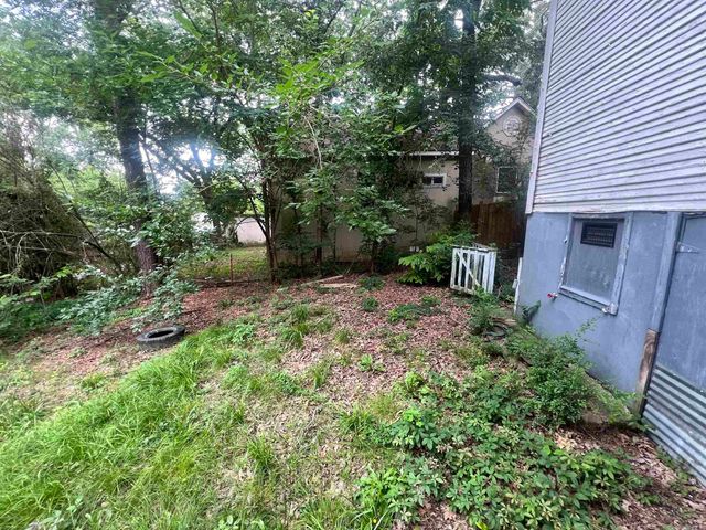 209 Oakcliff St, Hot Springs, AR 71901