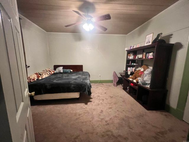 209 Oakcliff St, Hot Springs, AR 71901