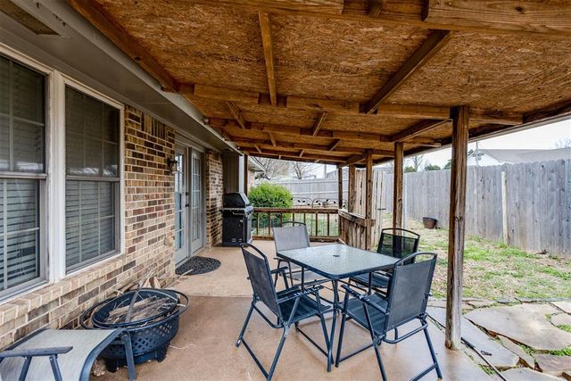 217 Czech Hall Place, Yukon, OK 73099
