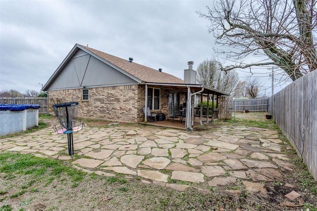 217 Czech Hall Place, Yukon, OK 73099