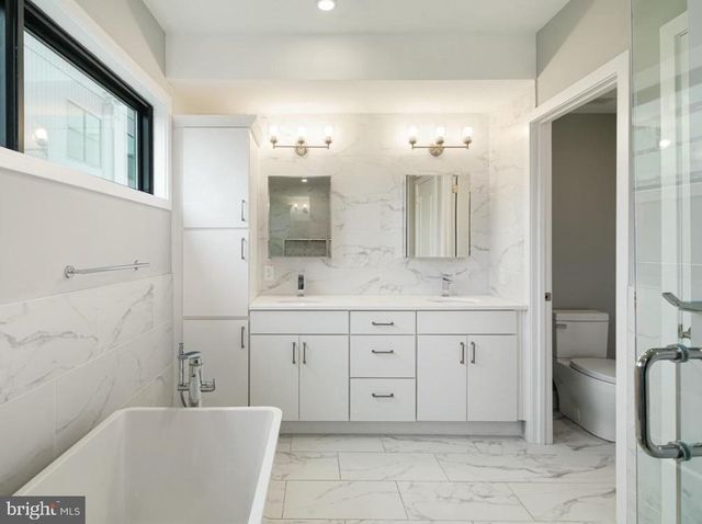 1324 S WOODSTOCK ST, Philadelphia, PA 19146