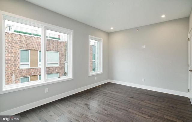 1324 S WOODSTOCK ST, Philadelphia, PA 19146