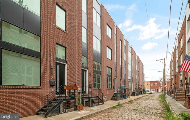 1324 S WOODSTOCK ST, Philadelphia, PA 19146