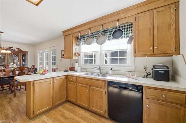 955 Kings Fork RD, Suffolk, VA 23434