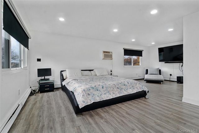 31-14 Healy Avenue, Bayswater, NY 11691