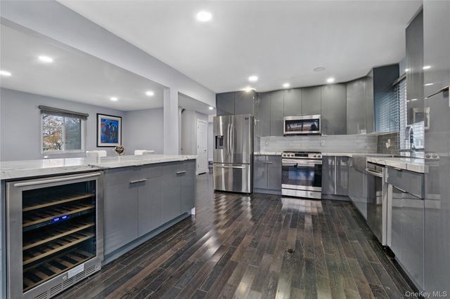 31-14 Healy Avenue, Bayswater, NY 11691