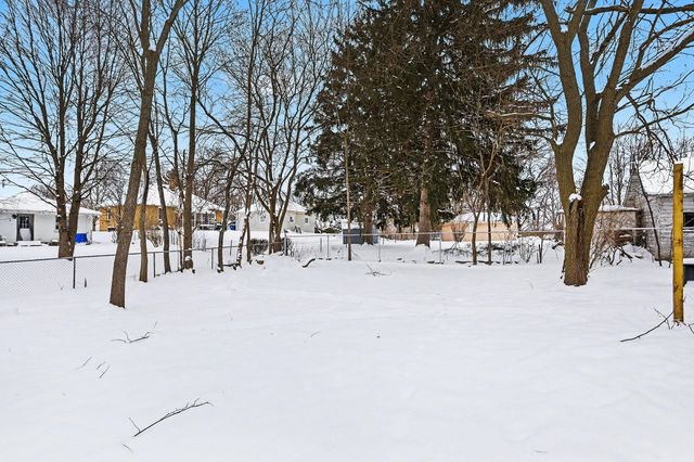 311 E Milham Avenue, Portage, MI 49002