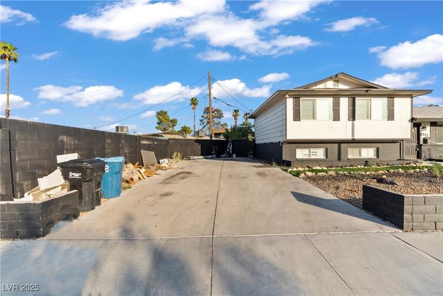 6233 Elton Avenue, Las Vegas, NV 89107