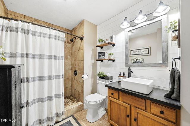 326 Big Springs Road, Elizabethton, TN 37643