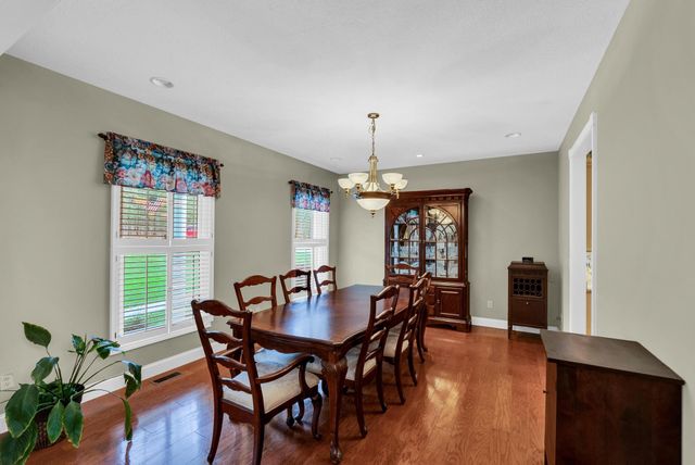 9019 Cherokee Trl, Crossville, TN 38572
