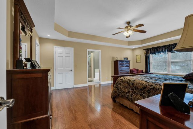 9019 Cherokee Trl, Crossville, TN 38572