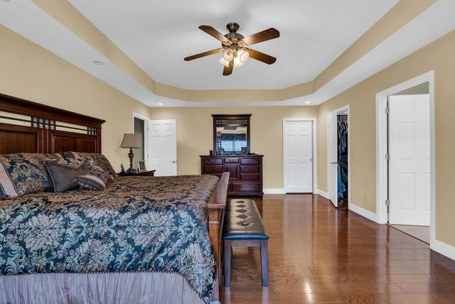 9019 Cherokee Trl, Crossville, TN 38572