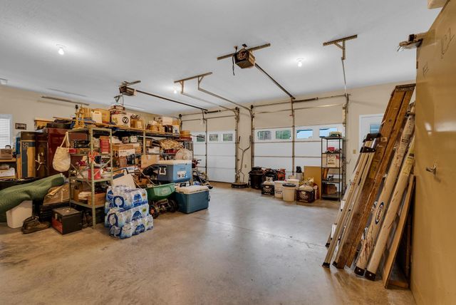 9019 Cherokee Trl, Crossville, TN 38572