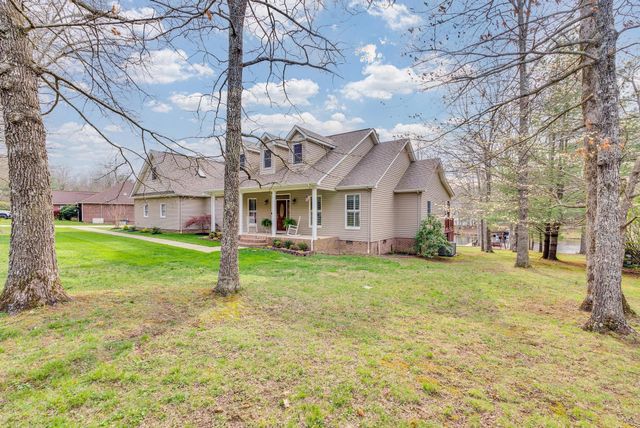 9019 Cherokee Trl, Crossville, TN 38572
