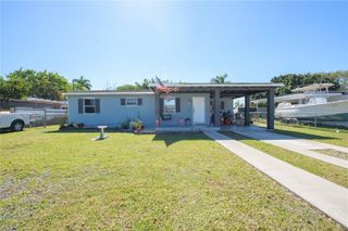 1560 NE 11th St, Homestead, FL 33033