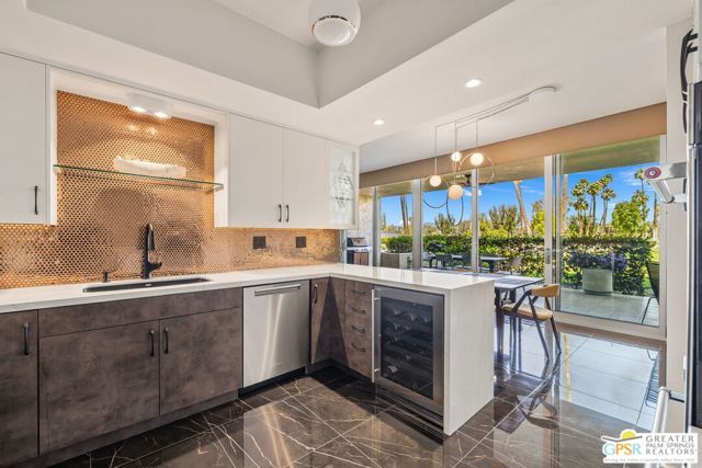 900 Island Drive 104, Rancho Mirage, CA 92270