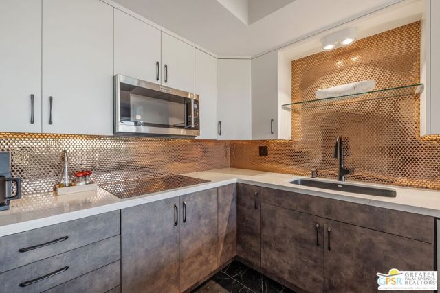 900 Island Drive 104, Rancho Mirage, CA 92270