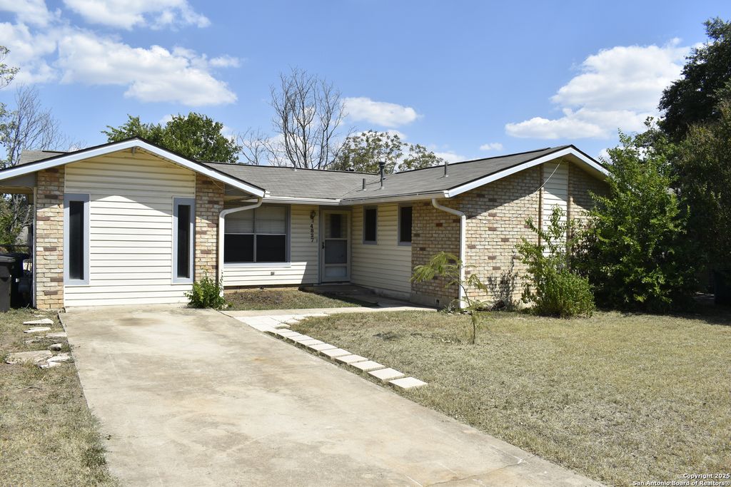 4827 Casa Verde, San Antonio, TX 78233