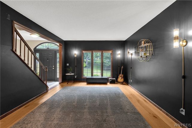914 Underhill Road, Aurora, NY 14052