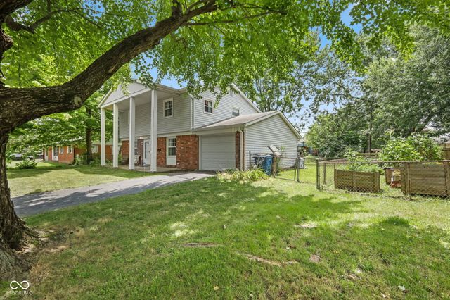 10211 Heather Hills Road, Indianapolis, IN 46229