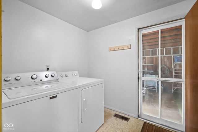 10211 Heather Hills Road, Indianapolis, IN 46229