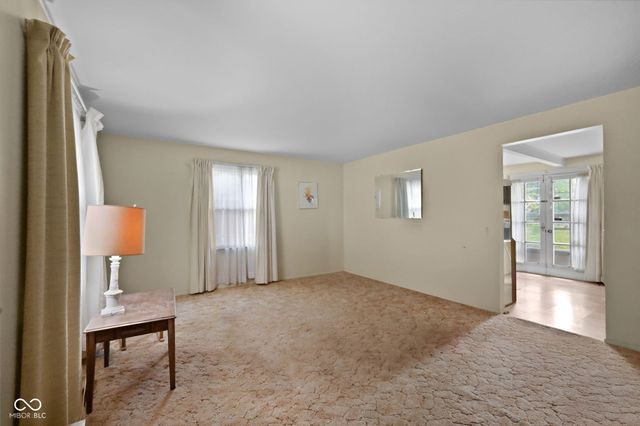 10211 Heather Hills Road, Indianapolis, IN 46229