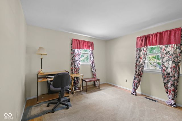10211 Heather Hills Road, Indianapolis, IN 46229