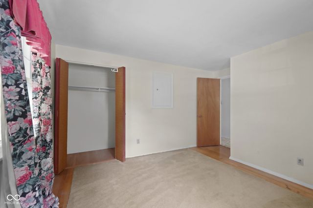 10211 Heather Hills Road, Indianapolis, IN 46229