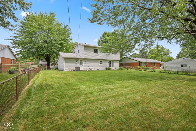 10211 Heather Hills Road, Indianapolis, IN 46229