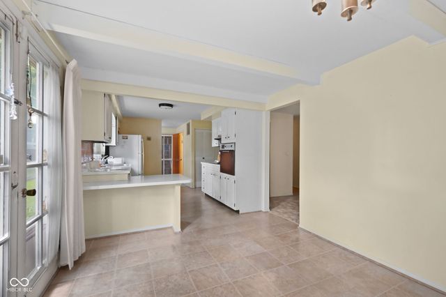 10211 Heather Hills Road, Indianapolis, IN 46229