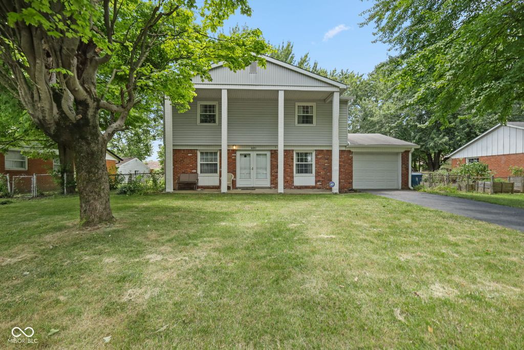 10211 Heather Hills Road, Indianapolis, IN 46229