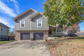 4619 SW 8th Street, Blue Springs, MO 64015