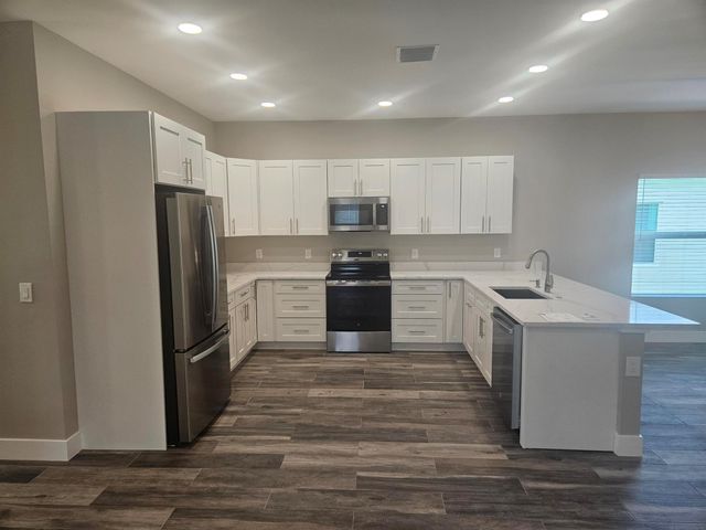 5227 SE Isabelita Avenue, Stuart, FL 34997