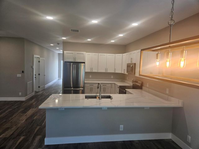 5227 SE Isabelita Avenue, Stuart, FL 34997