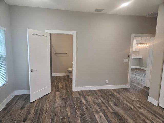 5227 SE Isabelita Avenue, Stuart, FL 34997