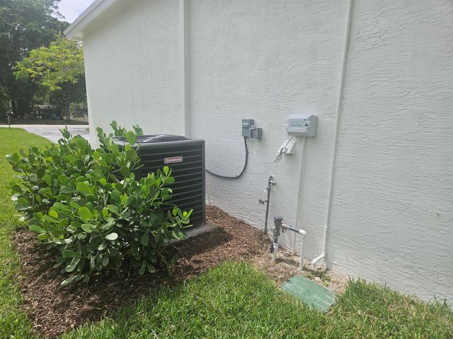 5227 SE Isabelita Avenue, Stuart, FL 34997