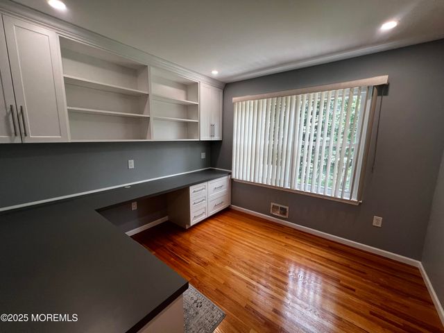 1624 Melville Street, Oakhurst, NJ 07755