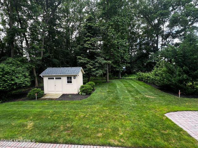 1624 Melville Street, Oakhurst, NJ 07755