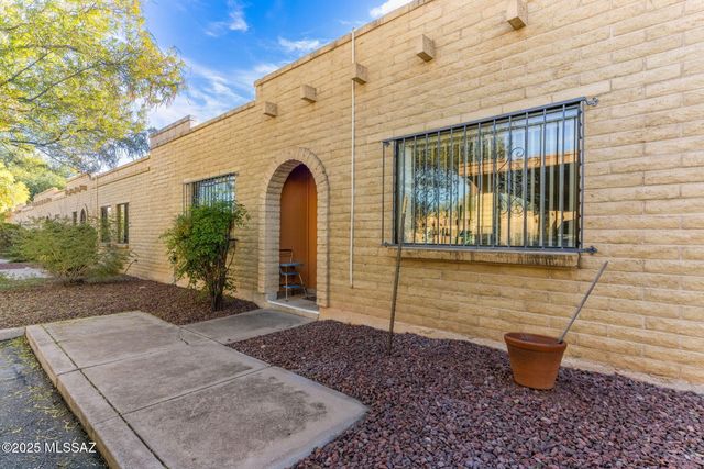 2825 W Jennie Lane, Tucson, AZ 85713