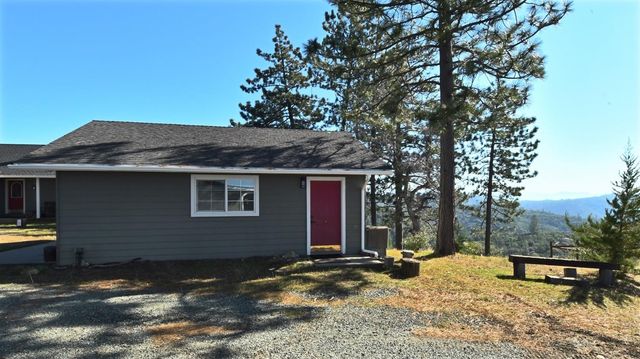 5650 Donkey Ln, Coulterville, CA 95311