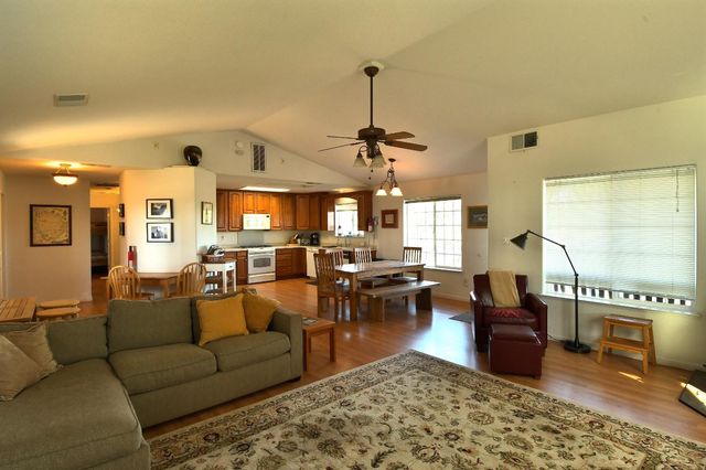 5650 Donkey Ln, Coulterville, CA 95311