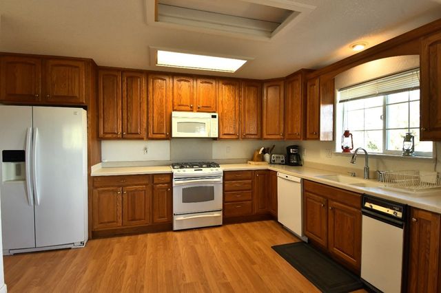 5650 Donkey Ln, Coulterville, CA 95311