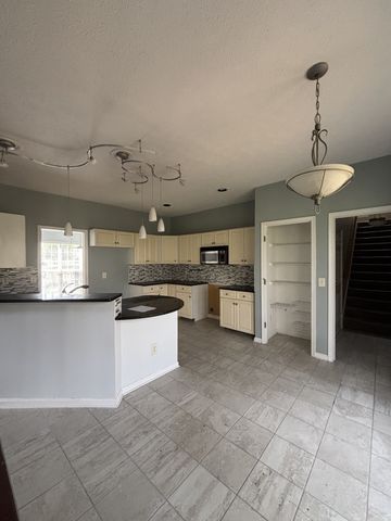 620 Casey Pl, Hermitage, TN 37076